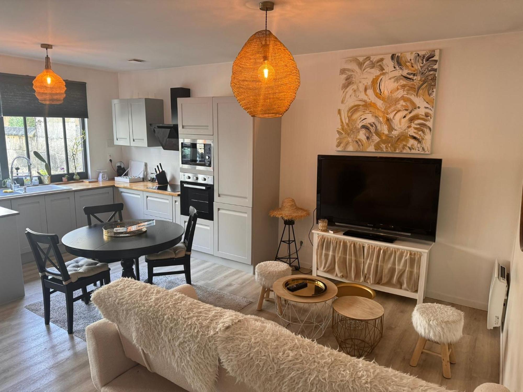 Maison + Parking Prive Au Coeur Angouleme 60M2 ภายนอก รูปภาพ