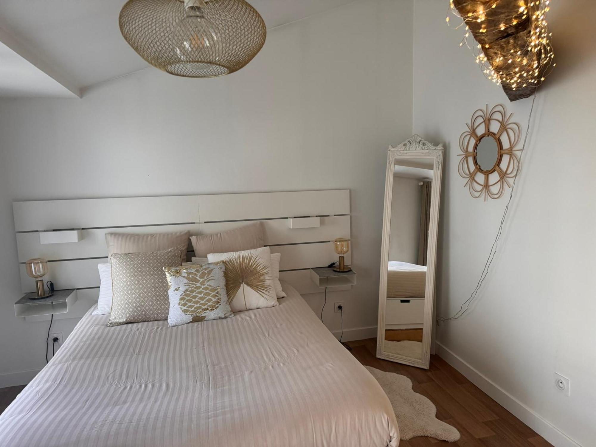 Maison + Parking Prive Au Coeur Angouleme 60M2 ภายนอก รูปภาพ