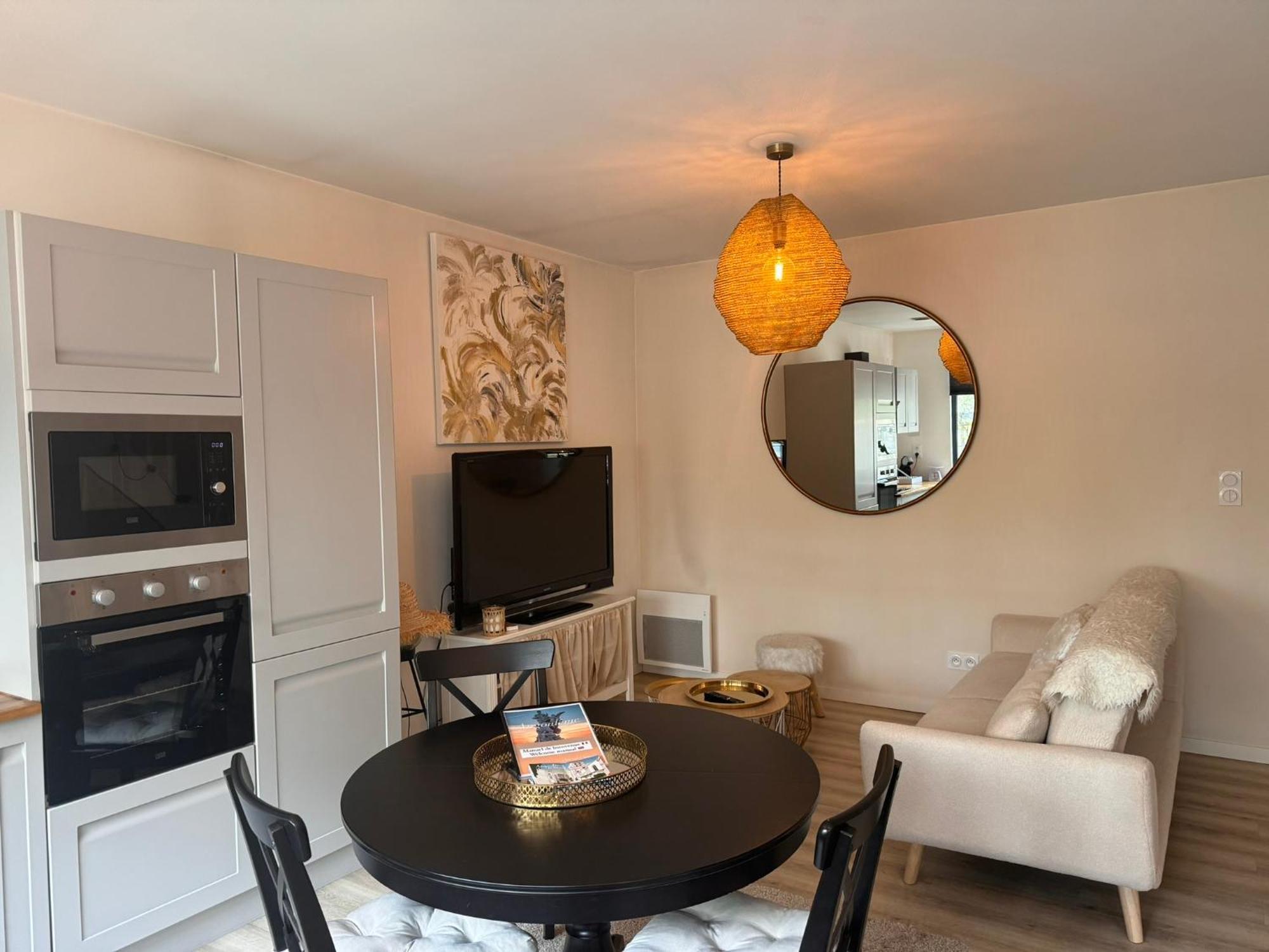 Maison + Parking Prive Au Coeur Angouleme 60M2 ภายนอก รูปภาพ